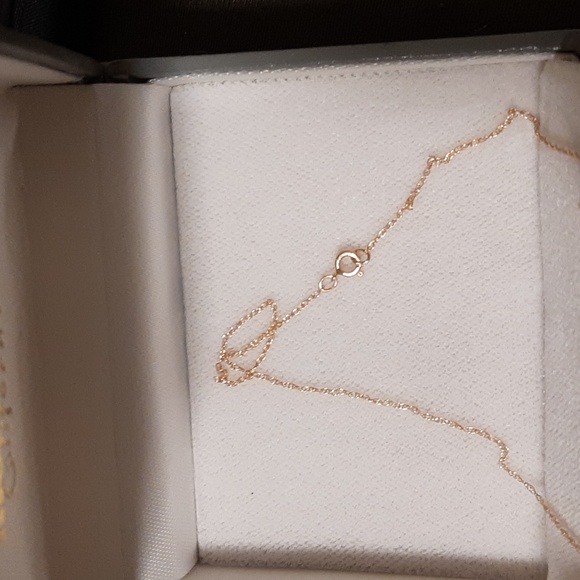 Pearl Necklace and Earrings - Picture 5 of 7